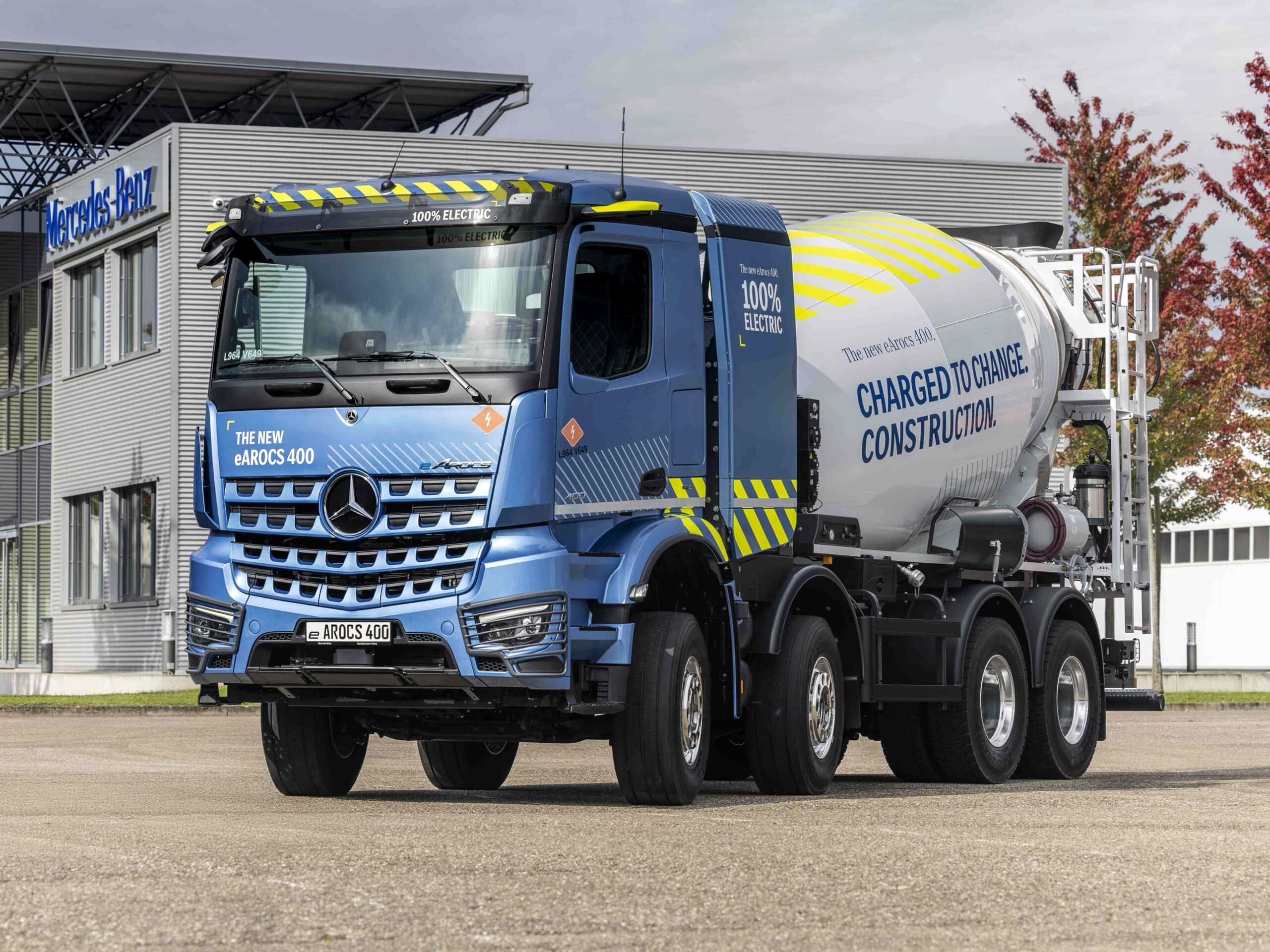 8x4-Vierachser vom Typ Mercedes-Benz eArocs 400 mit Elektro-Antrieb, aufgebaut mit Mischertrommel