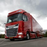 Sattelzugmaschine DAF XG+530, Gesamtansicht von schräg vorne