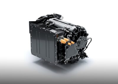 Driventic präsentiert neuen Elektroantrieb VEDS 2.2 Elektrisches Antriebssystem VEDS 2.2 von Driventic als kompakte Einheit, Studioaufnahme vor neutralem Hintergrund