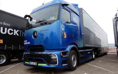 eActros 600 als Sattelzugmaschine mit Auflieger