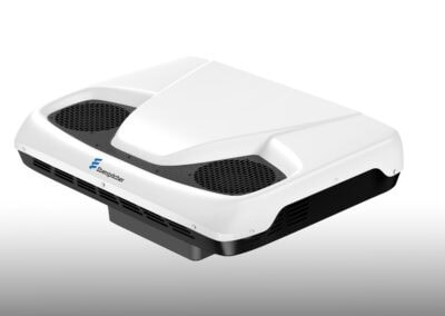 Studioaufnahme einer Aufdach-Standklimaanlage von Eberspächer, Modell Cooltronic 2000 G3 Hatch
