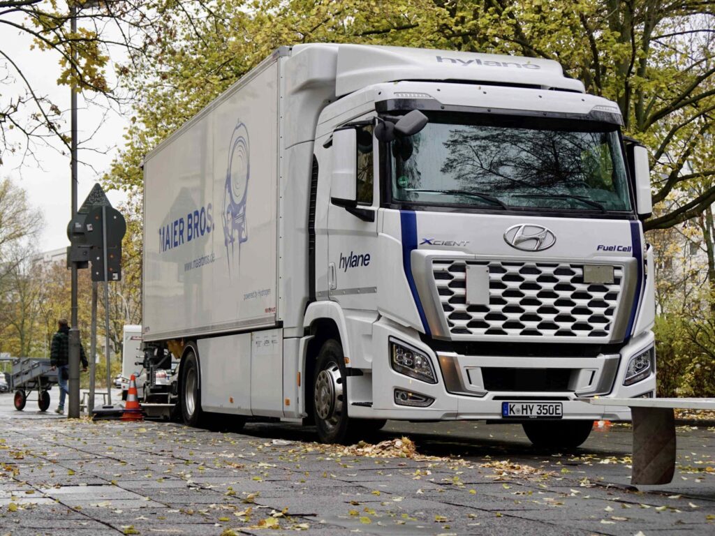 Hylane Hyundai Xcient für Maier Bros., „Poseidon“