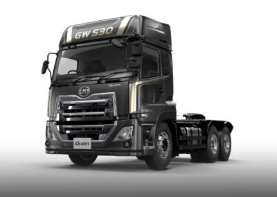 Sattelzugmaschine vom Typ UD Trucks Quon GW 6x4, Studioaufnahme