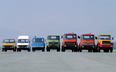Sieben Oldtimer aus den Gründertagen von Iveco nebeneinander
