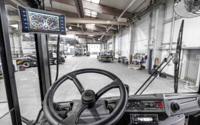 Innenaufnahme eines Kamag PrecisionTractor aus Fahrersicht