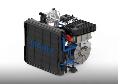 Mahle geht mit neuem Range Extender und E-Motor voran Studioaufnahme eines freigestellten Range-Extender-Systems von Mahle als kompakte Einheit