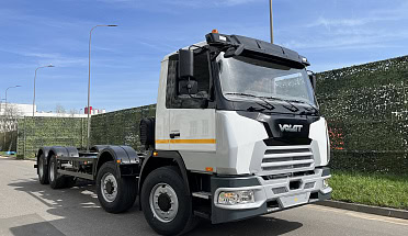70 Jahre MZKT Volat Belarus Minsk MZKT-750003-040 8x4