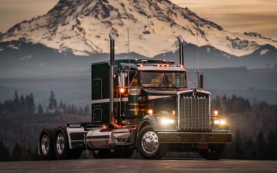Langhauber Kenworth W900 in der Sondermodell-Version „Legacy Edition“