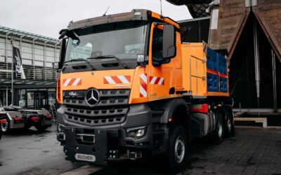 Messeexponat von Paul Truck im Freigelände der IAA Transportation 2026: ein multifunktionales Kommunalfahrzeug auf Basis Mercedes-Benz Arocs 2643 AK 6x4/4 für den Winter- und Sommerdienst