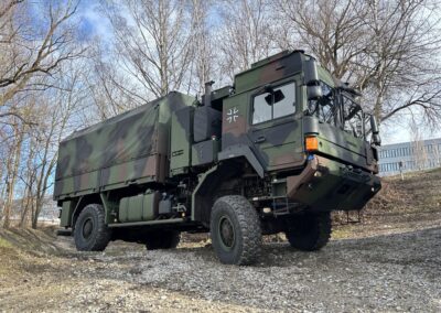 4x4-Militärfahrzeug der Bundeswehr, geliefert von Rheinmetall
